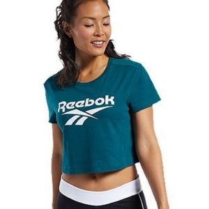REEBOK Cropped t-shirt 💚